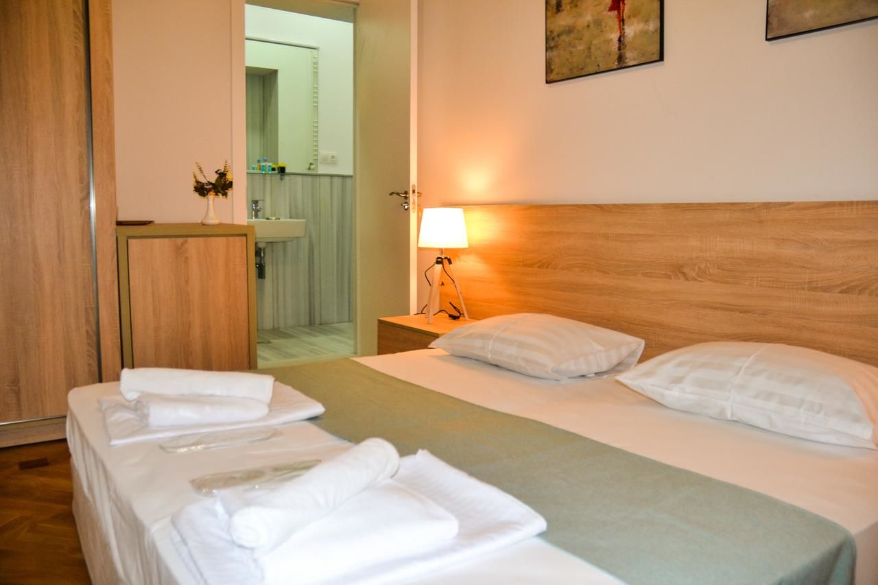 Отель Piccolo Casa Bella Hotel Тбилиси